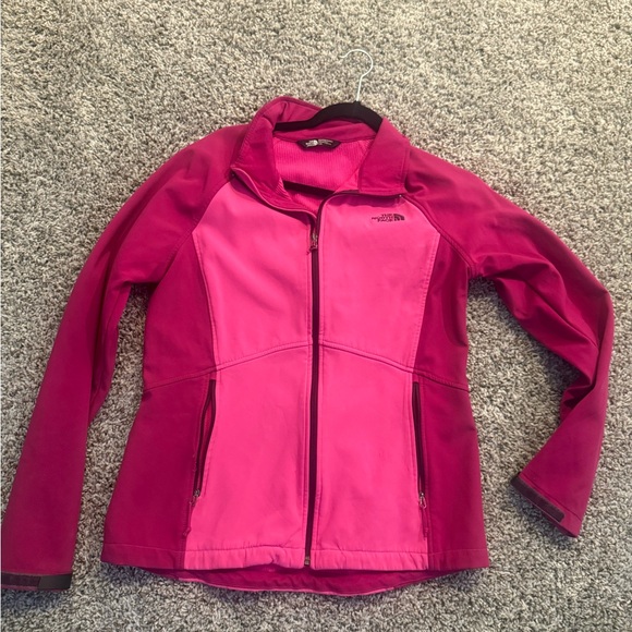 The North Face Women's Two-Tone Pink Ski Jacket - Picture 2 of 3